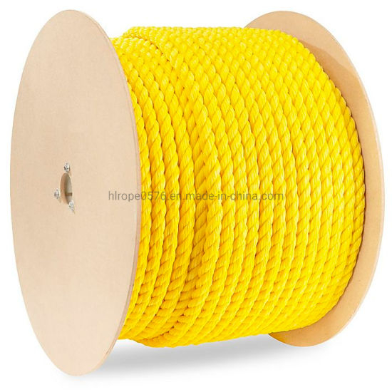 3 прядь оплетенного желтого полиамида (нейлона) веревки